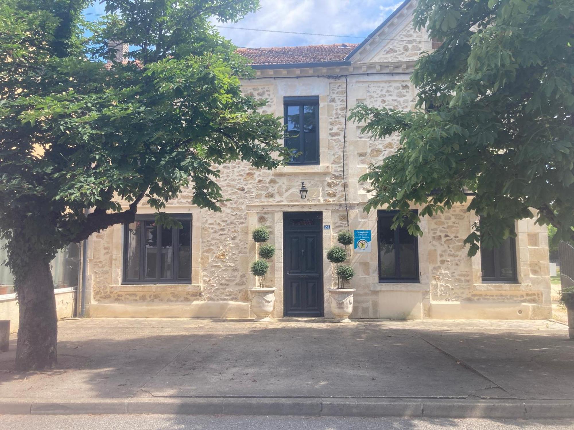 La Maison Du Parc Saint-Vite ภายนอก รูปภาพ